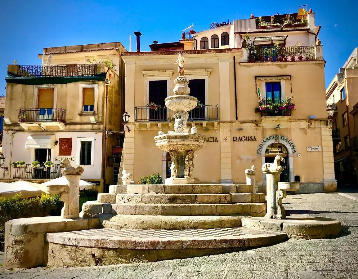 Casa Del Ginnasio - Taormina City Center 0*,  Italy